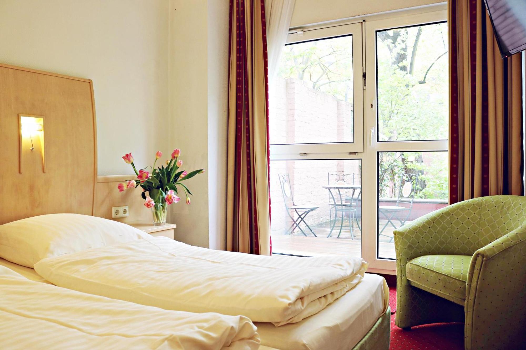 Air In Hotel 3*